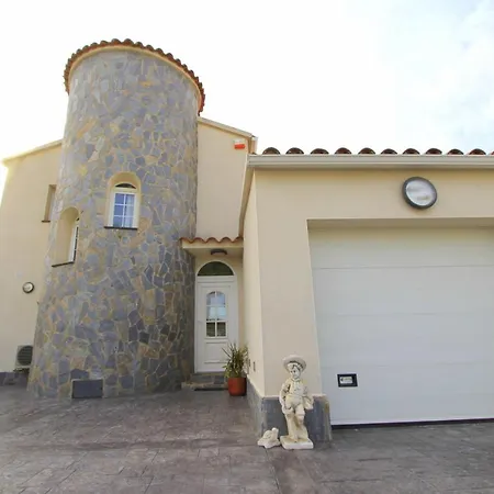 Leon Inmo Loro - 14157 Villa Empuriabrava