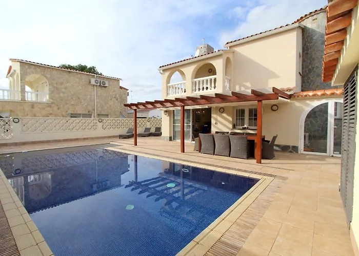 Leon Inmo Loro - 14157 Empuriabrava