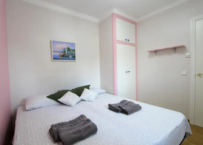 Leon Inmo Loro - 14157 Vila *