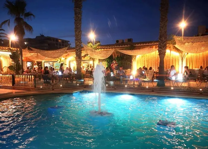 Leon Inmo Loro - 14157 * Empuriabrava