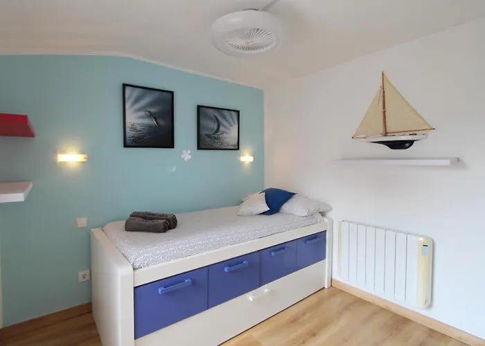 Leon Inmo Loro - 14157 * Empuriabrava