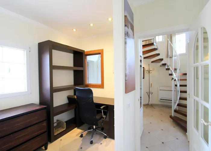 Vila Leon Inmo Loro - 14157 Empuriabrava